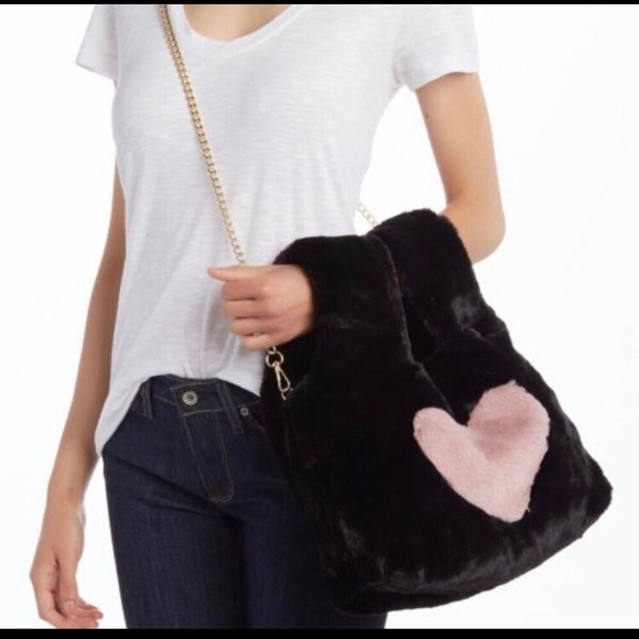 🔥HP🔥Faux Fur Arm Warmer Heart Bag - Picture 2 of 4